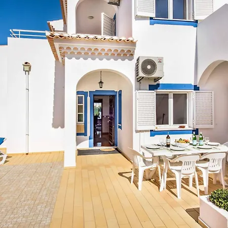 Dois Pinheiros * Albufeira